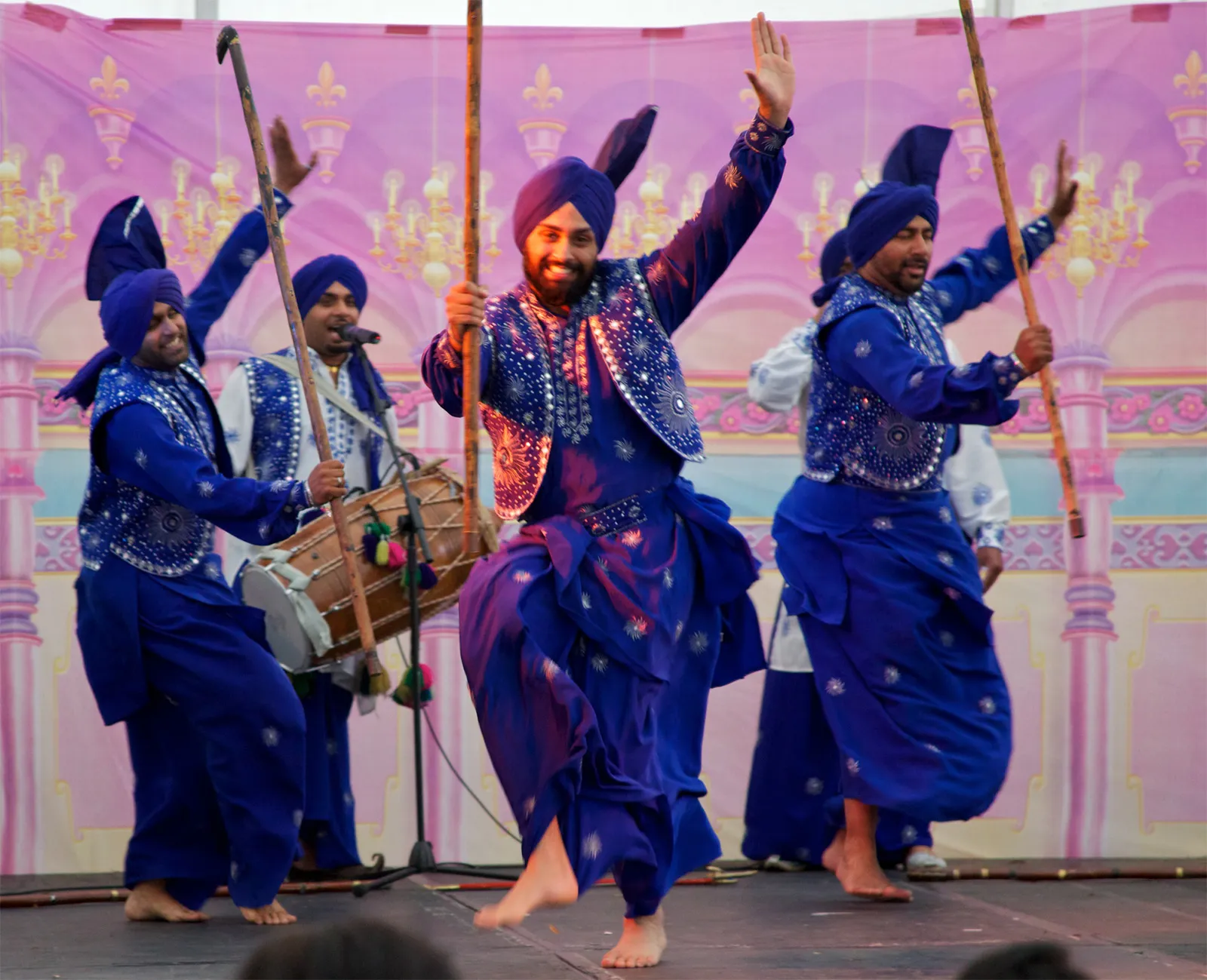Bhangra Classes For Kids - Krazy 2 Music Academy  - Image 1