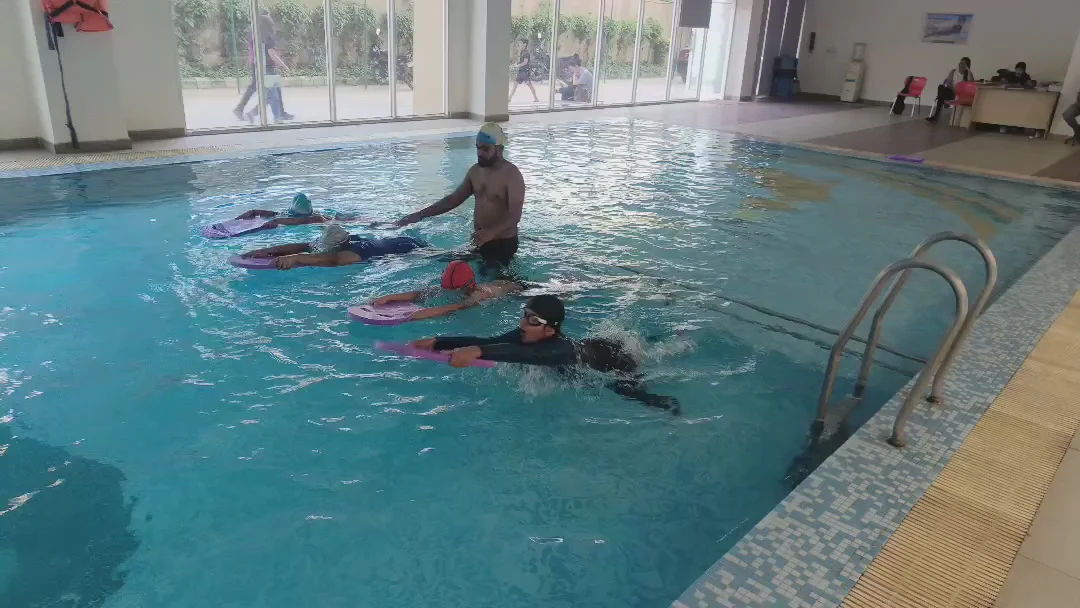 Swimming Classes For Kids and Adults - Bright Swimming Academy 