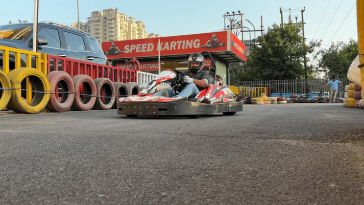 Speed Go-Karting - Image 1