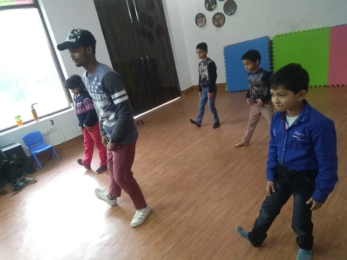 Bollywood Classes For Kids and Adults - Image 1
