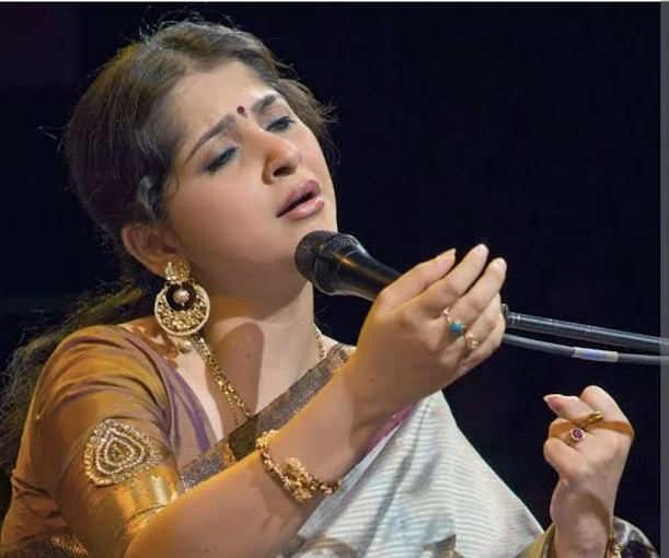 Singing Classes For Kids and Adults(Classical Vocal) - Rhythmic Studio - Image 1