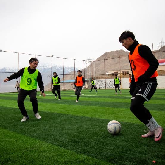 Football Turf 11 vs 11 Booking