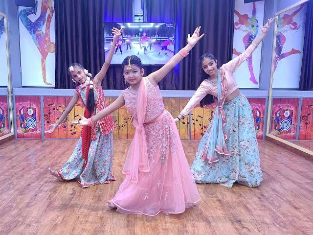  Bollywood Dance Classes For Kids - Krazy 2 Music Academy 