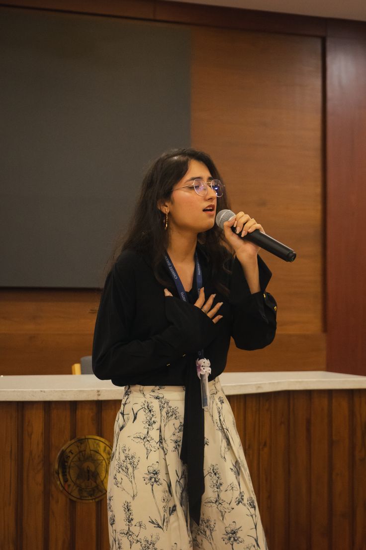 Indian Vocal Classes For Kids - Tansen Sangeet Mahavidyalaya