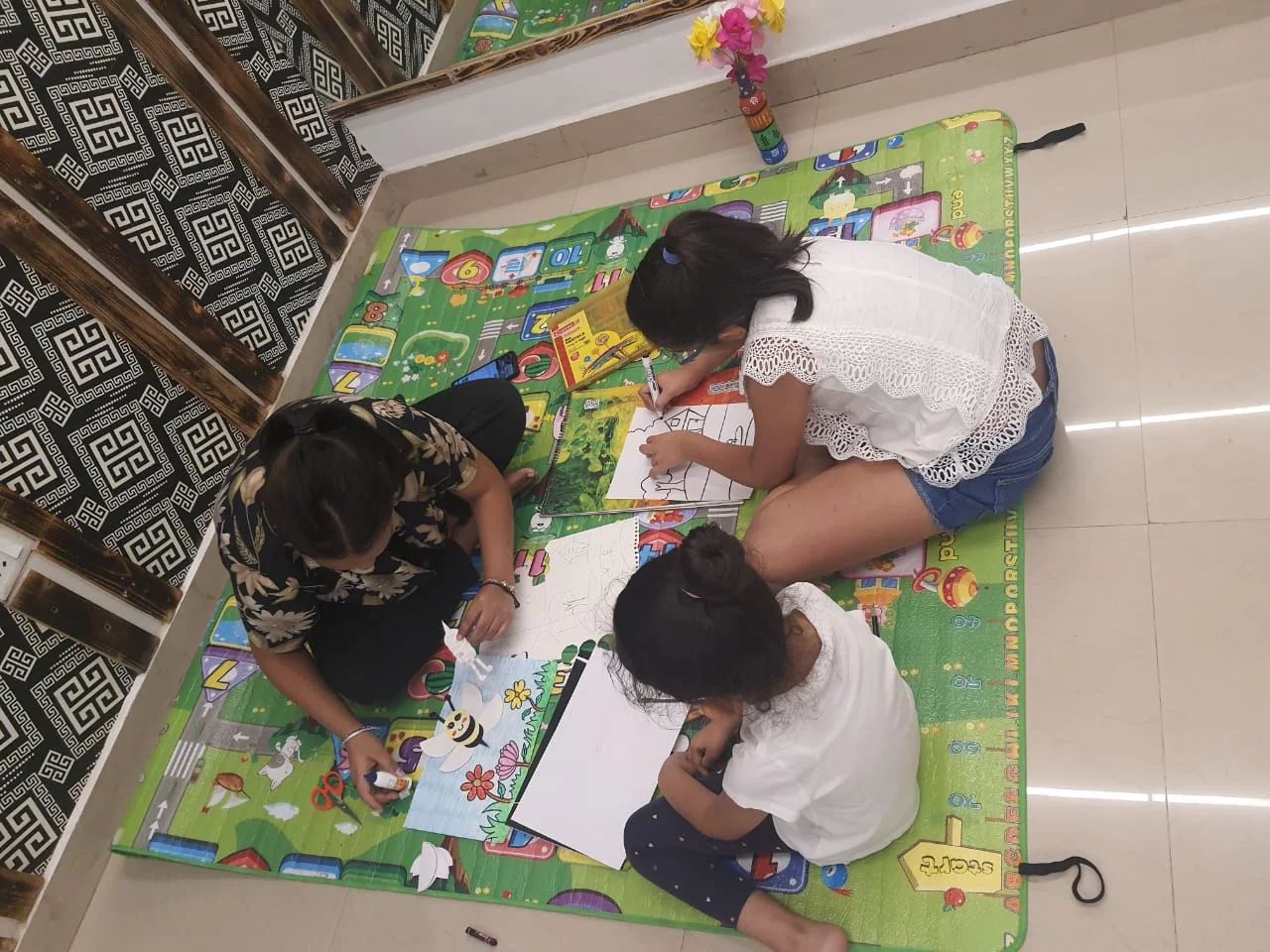 Phonics, Reading and Writing Classes For Kids
