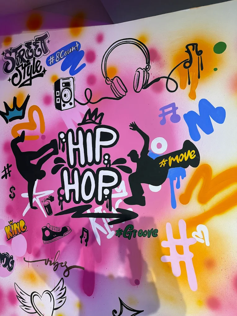 Intermediate Hip-Hop For Kids and Adults - Beyond 8 Studio