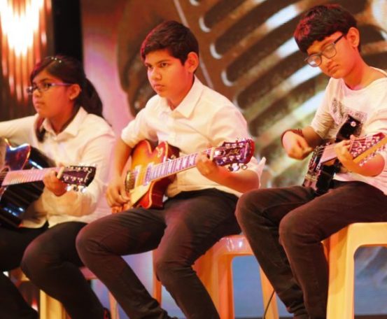 Guitar Classes for Kids - DABS - Image 1