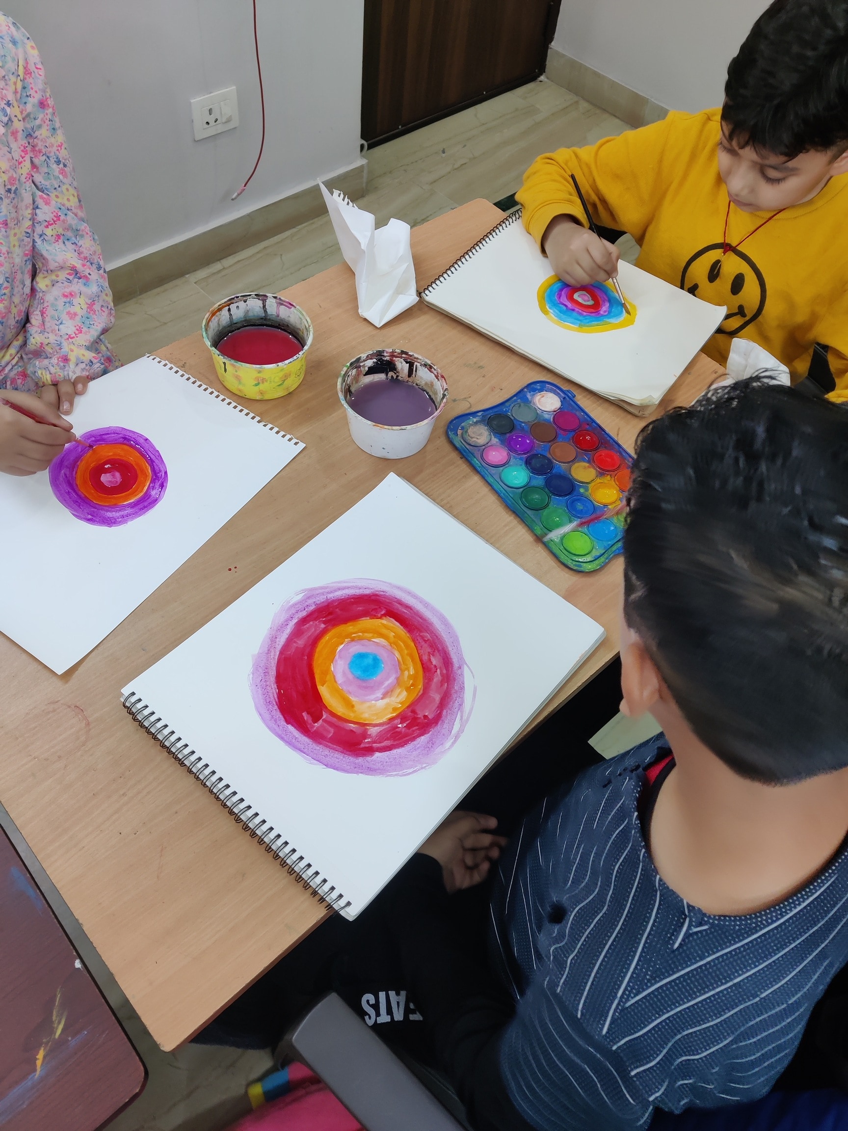 Creative Art & Craft Learning For Kids and Adults  - Image 1