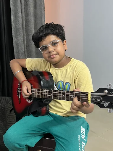 Guitar Classes For Kids and Adults - Tunecraft Music School