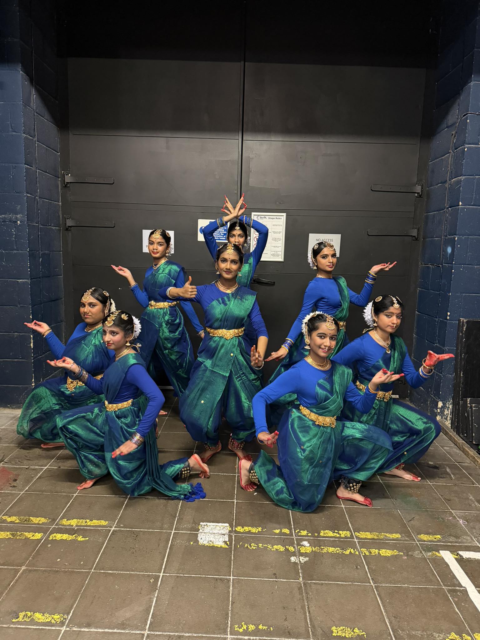 Bharatnatyam For Kids and Adults - Avanti School of Performing Arts
